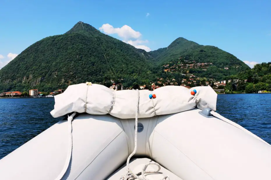are inflatable rafts safe for lakes